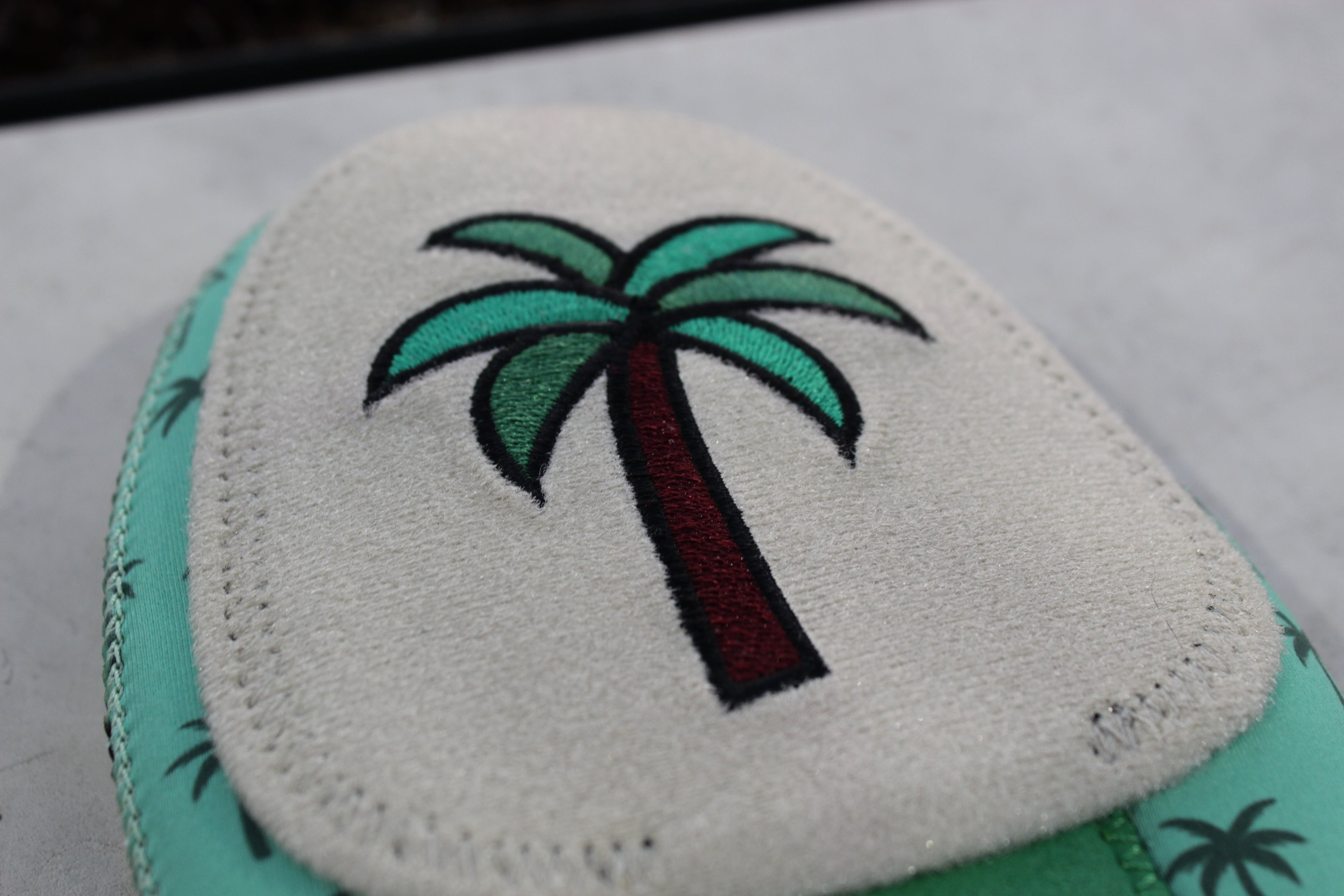 The "Paradise" Mitt